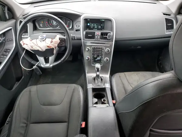 YV440MDJ3G2865150 2016 VOLVO XC60 - Image 8