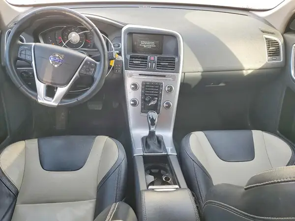 YV440MDJ4H2091265 2017 VOLVO XC60 - Image 8