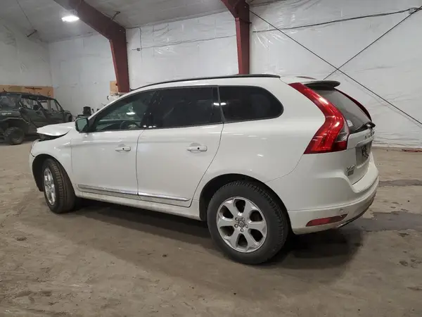 YV440MDJ5G2849449 2016 VOLVO XC60 - Image 2