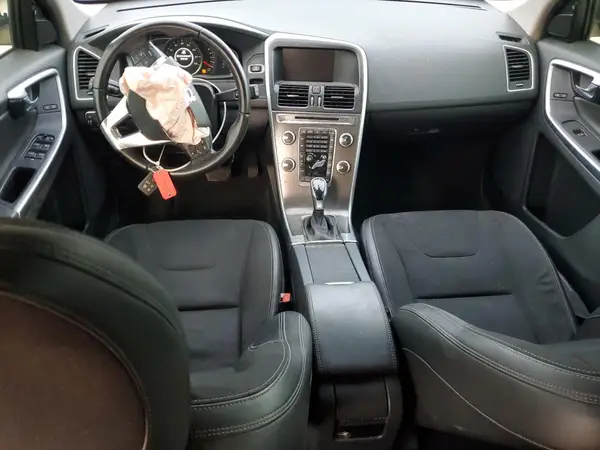 YV440MDJ5G2864016 2016 VOLVO XC60 - Image 8