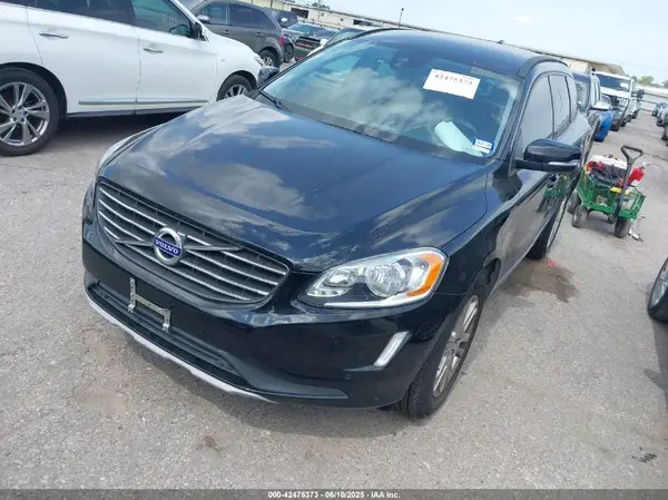 YV440MDJ6G2861867 2016 VOLVO XC60 - Image 2