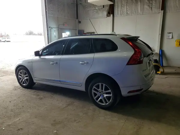 YV440MDJ7H2074072 2017 VOLVO XC60 - Image 2