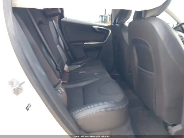 YV440MDJ8H2076428 2017 VOLVO XC60 - Image 8