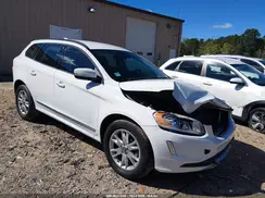 YV440MDJ8H2084898 2017 VOLVO XC60