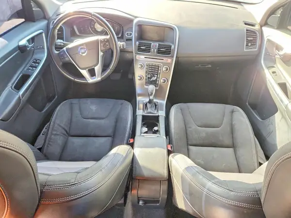 YV440MDJ9G2852242 2016 VOLVO XC60 - Image 8