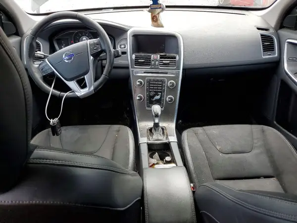 YV440MDJ9G2865170 2016 VOLVO XC60 - Image 8