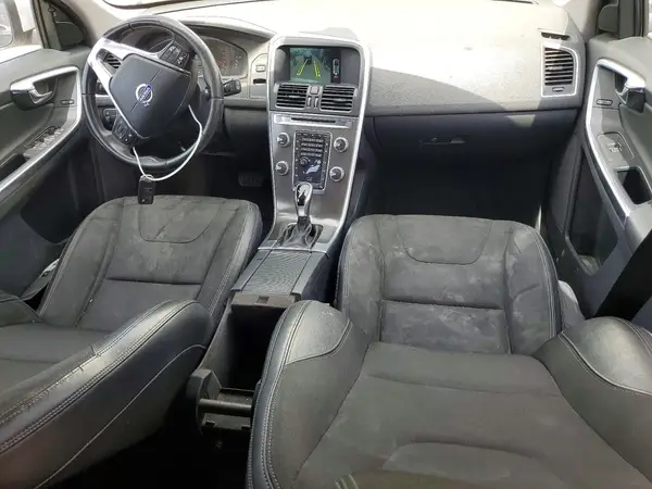YV440MDJ9G2867002 2016 VOLVO XC60 - Image 8