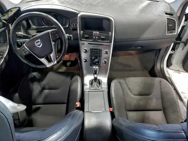 YV440MDJ9H2084067 2017 VOLVO XC60 - Image 8