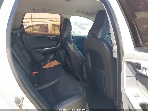 YV440MDJXG2817726 2016 VOLVO XC60 - Image 8