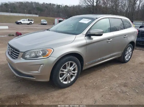 YV440MDK0G2806114 2016 VOLVO XC60 - Image 2
