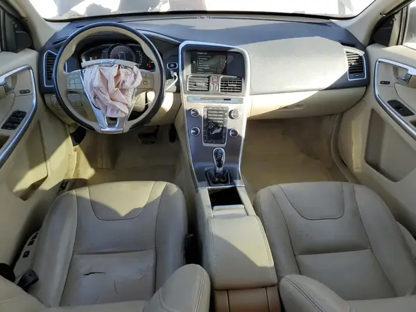 YV440MDK0G2818635 2016 VOLVO XC60 - Image 8