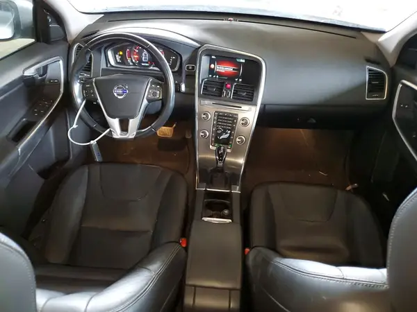 YV440MDK0G2830333 2016 VOLVO XC60 - Image 8