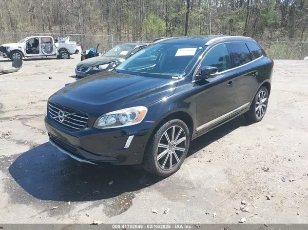 YV440MDK0G2857046 2016 VOLVO XC60 - Image 2