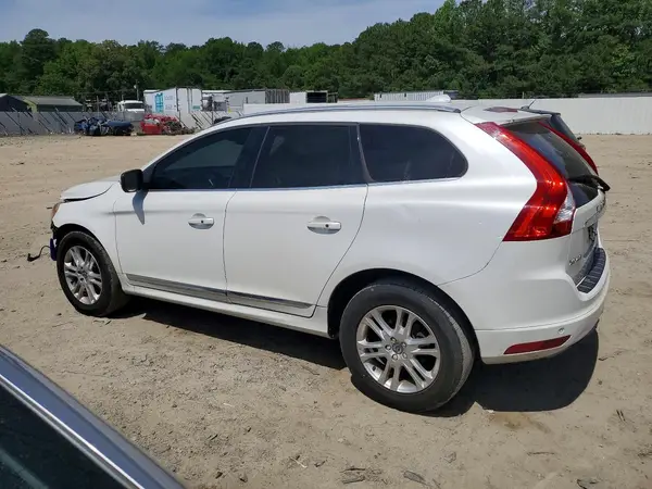 YV440MDK0G2858777 2016 VOLVO XC60 - Image 2