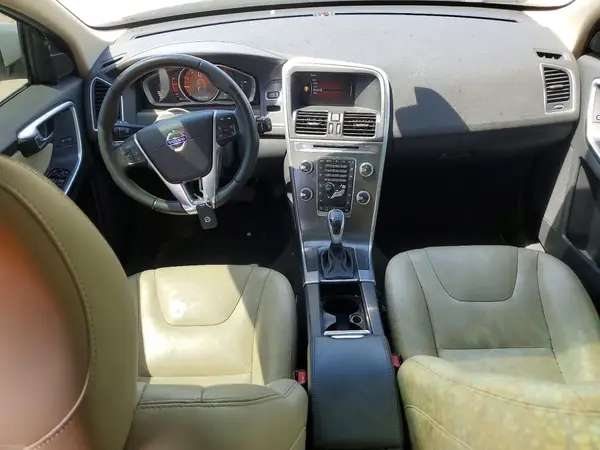 YV440MDK0G2858777 2016 VOLVO XC60 - Image 8