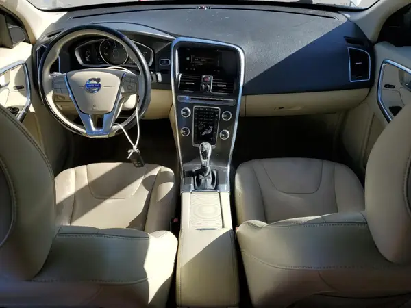 YV440MDK1G2782874 2016 VOLVO XC60 - Image 8