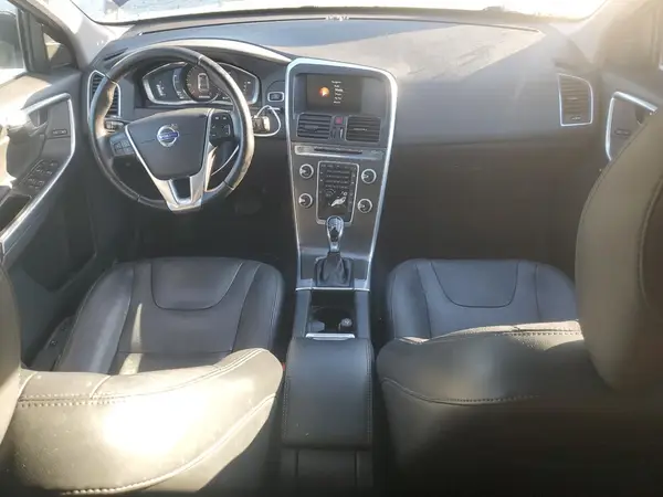 YV440MDK1G2791106 2016 VOLVO XC60 - Image 8