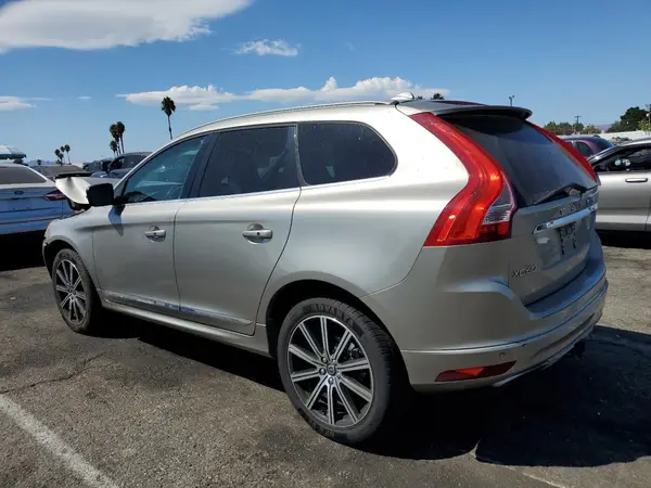 YV440MDK1G2808048 2016 VOLVO XC60 - Image 2