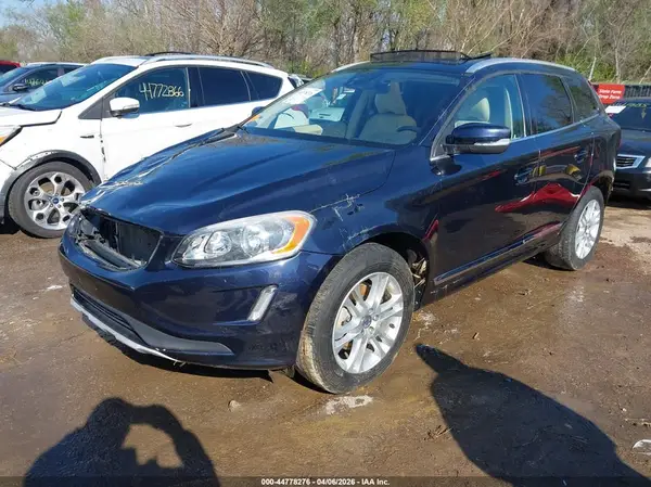 YV440MDK1G2827196 2016 VOLVO XC60 - Image 2