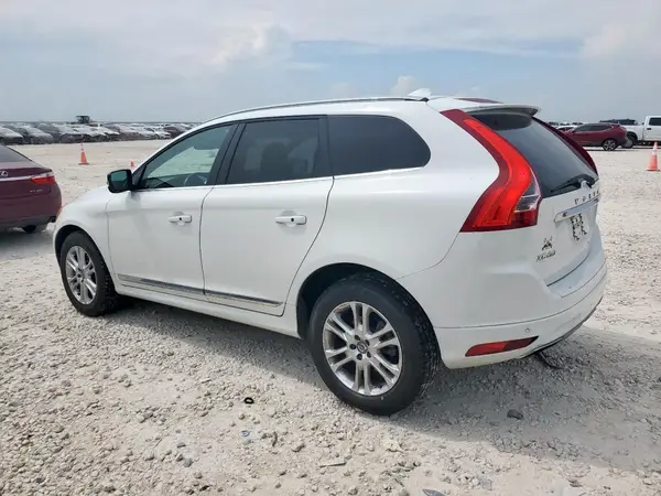 YV440MDK1G2902611 2016 VOLVO XC60 - Image 2