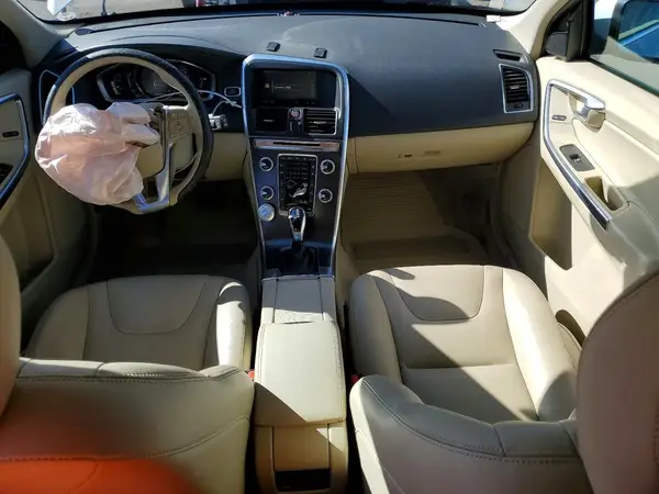 YV440MDK2G2781149 2016 VOLVO XC60 - Image 8