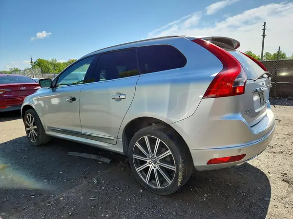 YV440MDK2G2781782 2016 VOLVO XC60 - Image 2