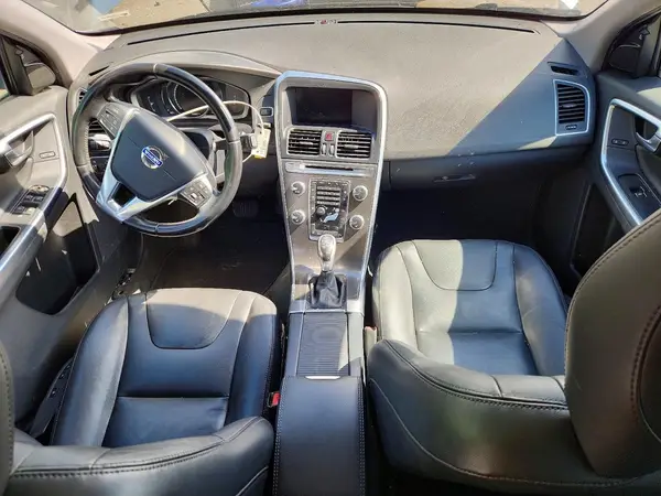 YV440MDK2G2781782 2016 VOLVO XC60 - Image 8