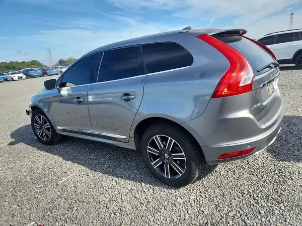 YV440MDK2G2809600 2016 VOLVO XC60 - Image 2