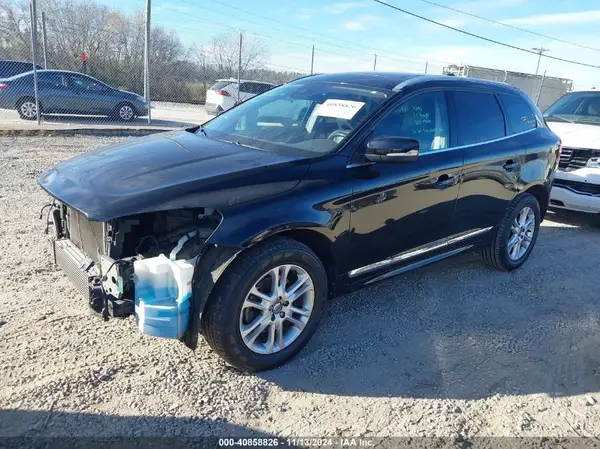 YV440MDK2G2824677 2016 VOLVO XC60 - Image 2