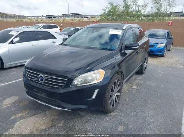YV440MDK2G2857260 2016 VOLVO XC60 - Image 2