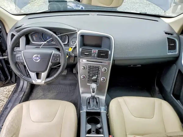 YV440MDK2G2872387 2019 VOLVO XC60 - Image 8