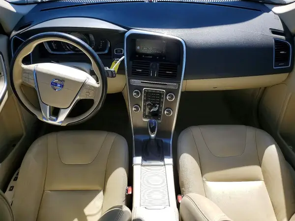 YV440MDK3G2785243 2016 VOLVO XC60 - Image 8