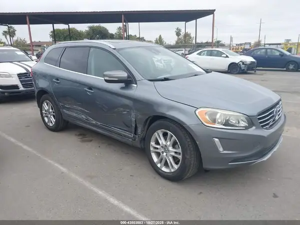 YV440MDK3G2794251 2016 VOLVO XC60 - Image 1
