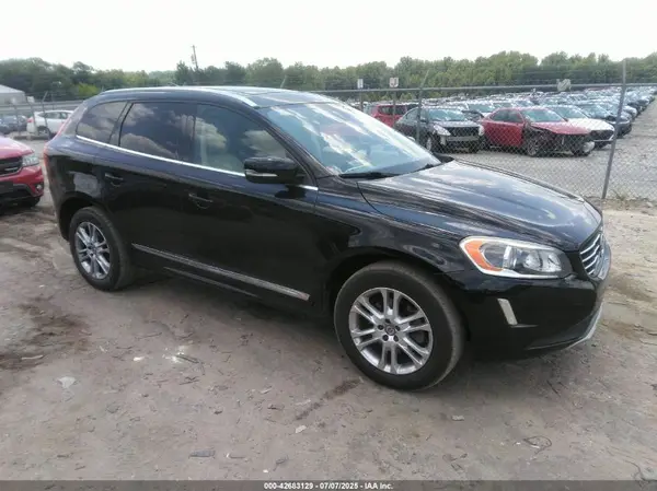 YV440MDK3G2799742 2016 VOLVO XC60 - Image 1