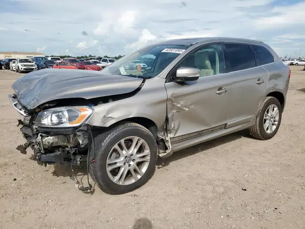 YV440MDK4G2802034 2016 VOLVO XC60 - Image 1