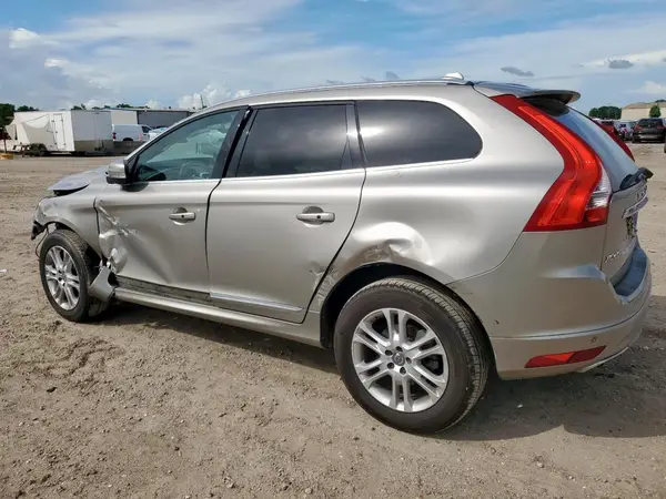 YV440MDK4G2802034 2016 VOLVO XC60 - Image 2