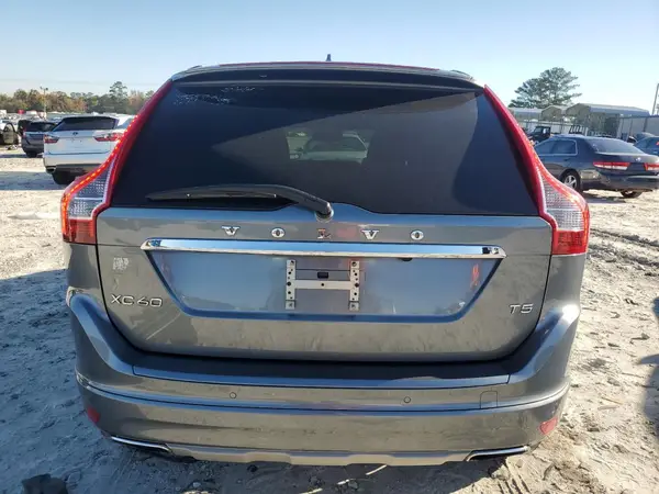 2016 VOLVO XC60 auction photo 6