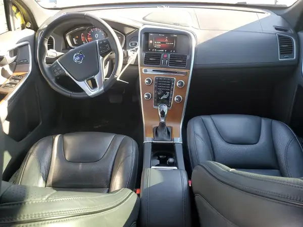 YV440MDK4G2858040 2016 VOLVO XC60 - Image 8