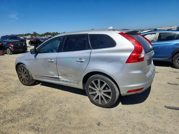 YV440MDK4G2880779 2016 VOLVO XC60 - Image 2