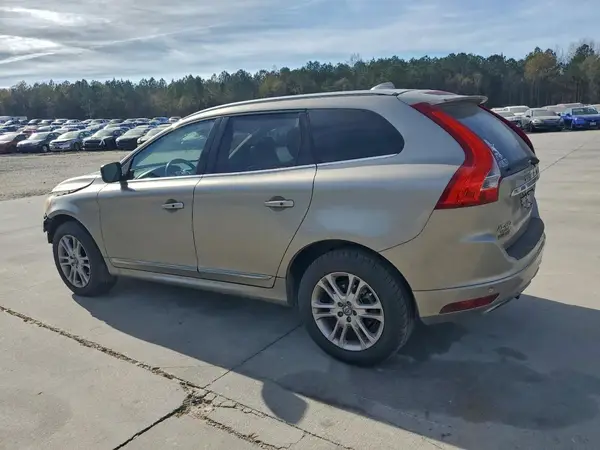 YV440MDK4G2896299 2016 VOLVO XC60 - Image 2