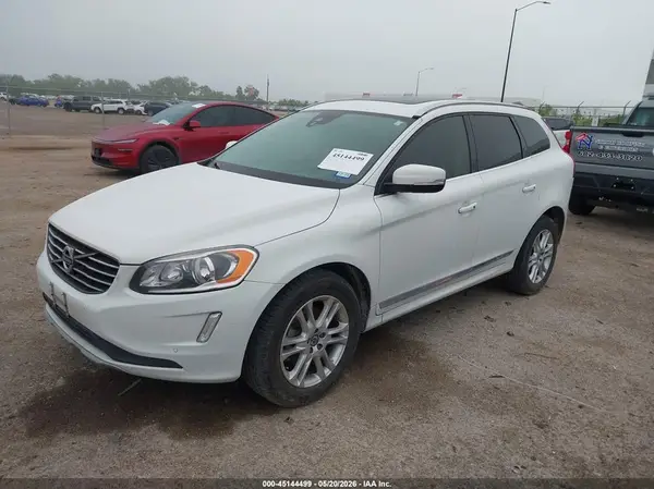 YV440MDK5G2825497 2016 VOLVO XC60 - Image 2