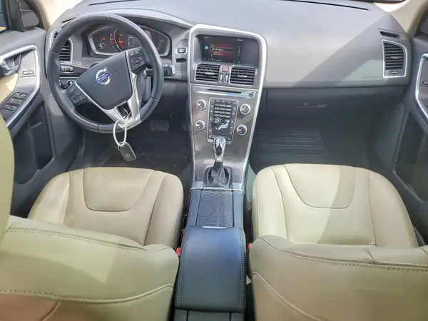 YV440MDK5G2850156 2016 VOLVO XC60 - Image 8