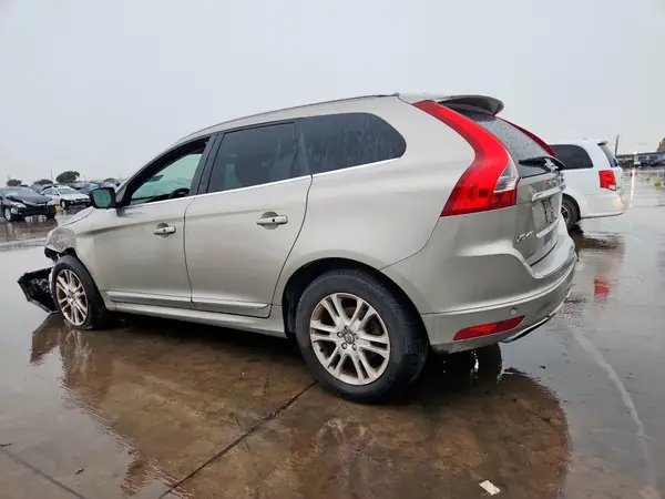 YV440MDK5G2869080 2016 VOLVO XC60 - Image 2