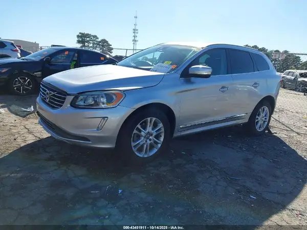 YV440MDK5G2907777 2016 VOLVO XC60 - Image 2