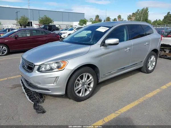 YV440MDK5G2927107 2016 VOLVO XC60 - Image 2