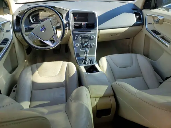 YV440MDK6G2781915 2016 VOLVO XC60 - Image 8