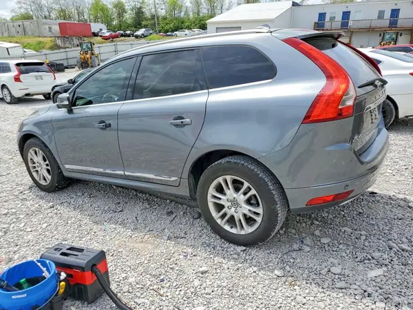 YV440MDK6G2788945 2016 VOLVO XC60 - Image 2