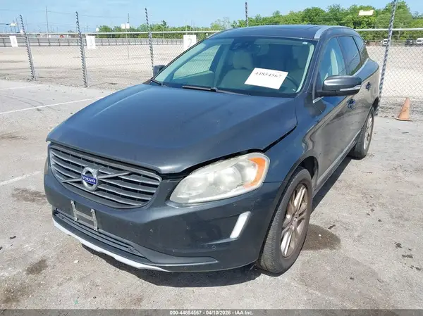 YV440MDK6G2802312 2016 VOLVO XC60 - Image 2