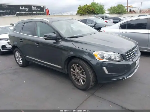 YV440MDK6G2854247 2016 VOLVO XC60 - Image 1