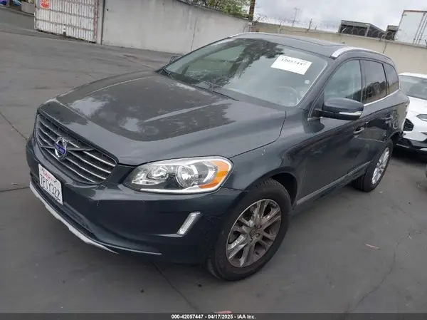 YV440MDK6G2854247 2016 VOLVO XC60 - Image 2